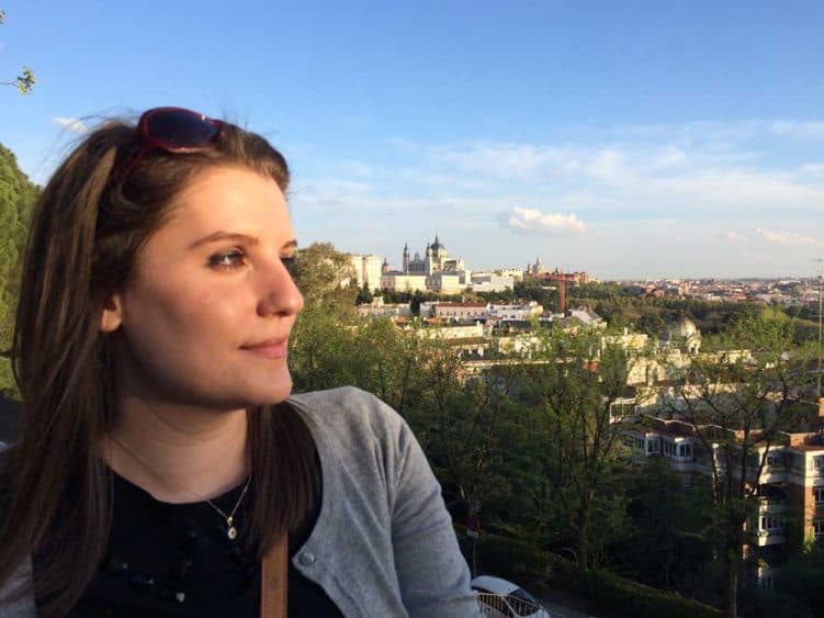 Kurz die Aussicht auf Madrid bei langsam untergehender Sonne genießen