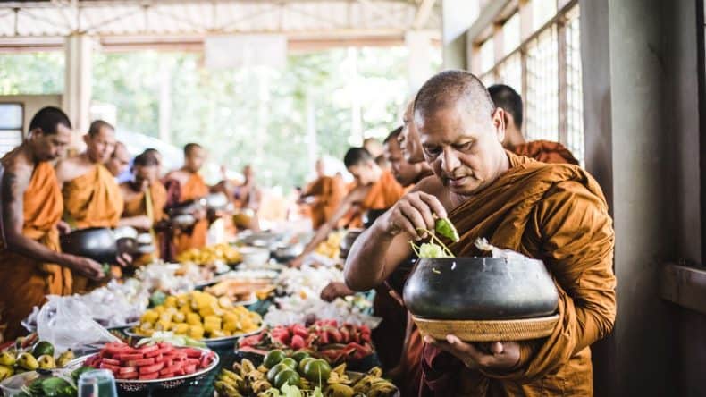 Mönche bei einer 10-tägigen Feier in der Provinz Nakhon-Si-Thammarat.