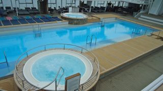 Pool auf der Mein Schiff 6