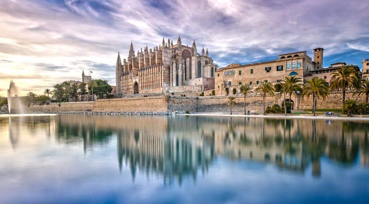 Die Kathedrale von Palma de Mallorca in der Hauptstadt Palma – La Seu.
