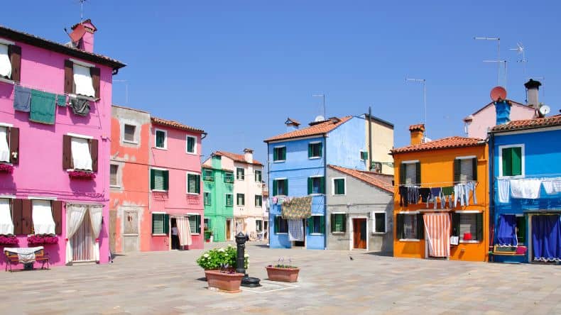 Italien, Burano mit seinen bunten Häusern