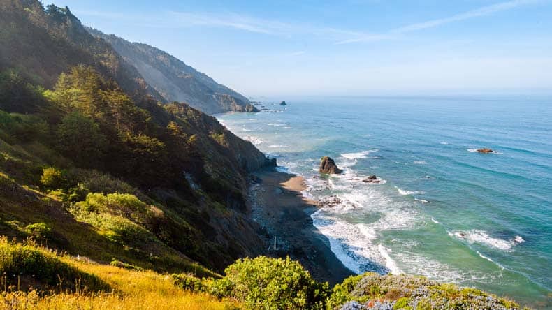 Blick auf die Küste und den Redwood Nationalpark, Kalifornien.