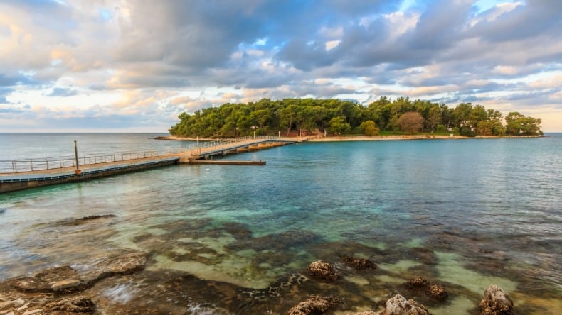 Blick auf die Insel Koversada in Istrien, Kroatien