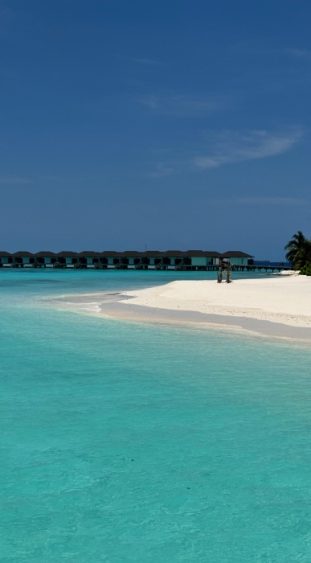 Die Wasserbungalows von ROBINSON NOONU.