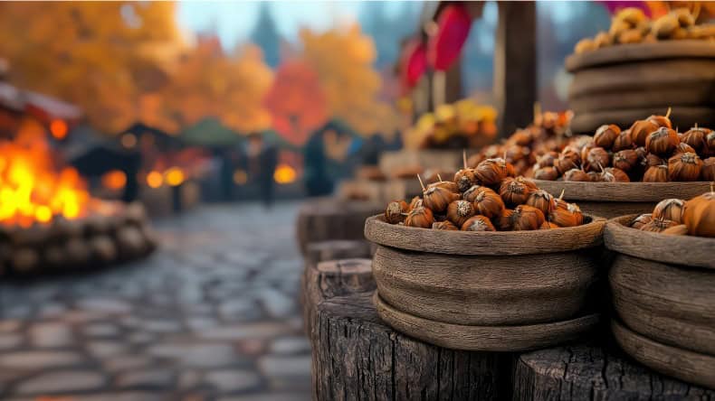 Bunter Herbstmarkt mit Kastanien am Gardasee, Kastanienfest, Italien