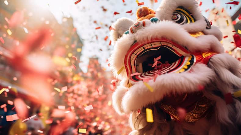 Traditioneller chinesischer Löwe auf einer der Paraden