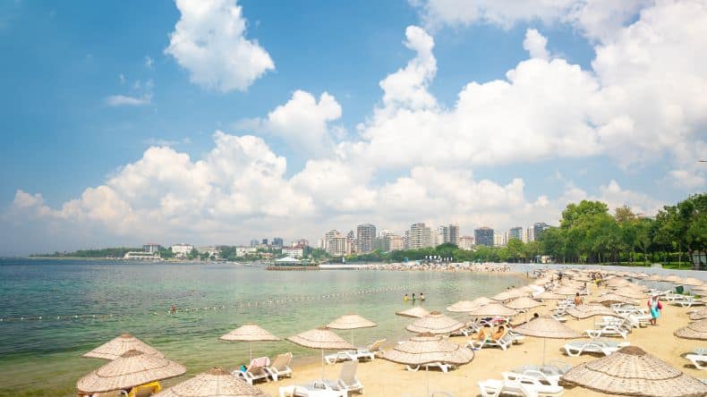 Istanbul Strand: Caddebostan Beach