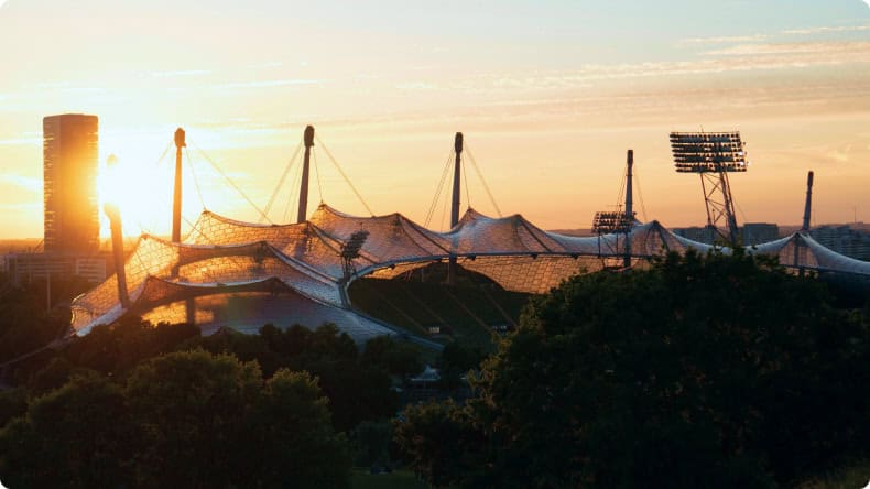 Sonnenuntergang am Olympiapark München