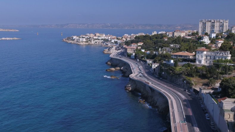 Blick auf die Corniche Kennedy in Marseille, Frankreich