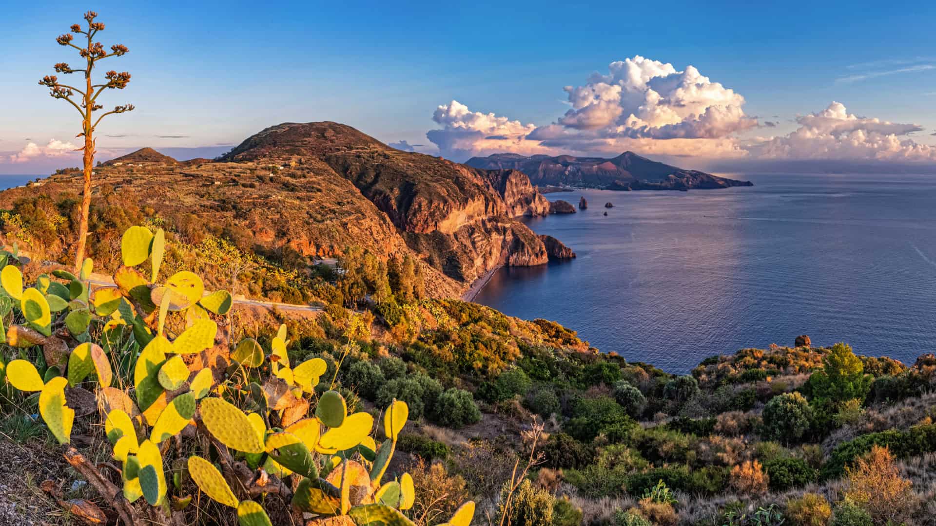 Panorama Lipari, Insel, Meer, Pflanzen, Felsen