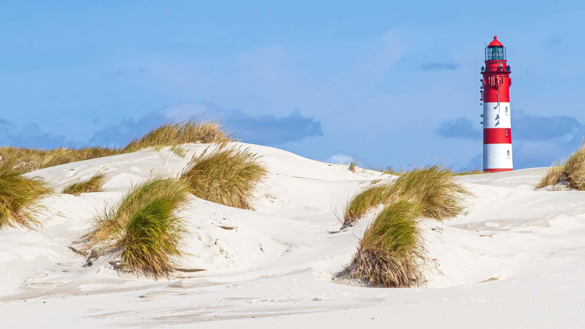 Leuchtturm in den Dünen, Insel Amrum Nordfriesland