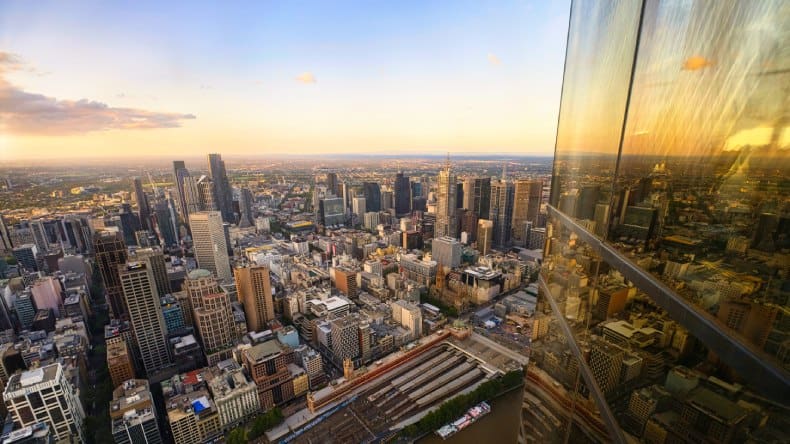 Blick von der Aussichtsplattform Melbourne Skydeck auf Melbourne, Australien