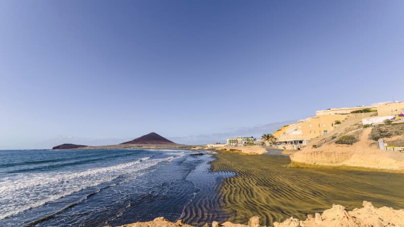 Surfspot auf Teneriffa, de Strand Playa del Médano im Süden von Teneriffa.