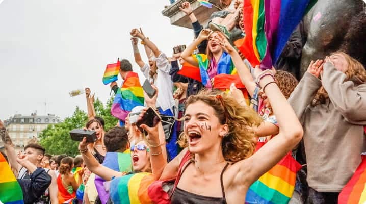 tui pride event flaggen lgbtqia
