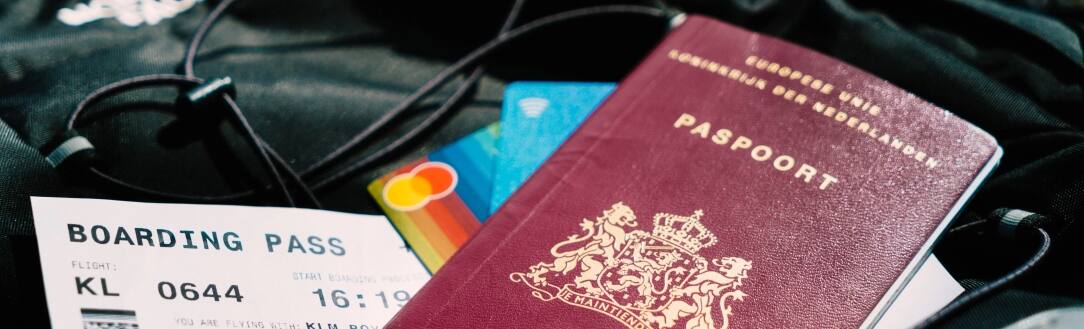 Wie Teuer Ist Ein Reisepass Passt Dein Pass? Welt der Reisepässe im Vergleich | TUI